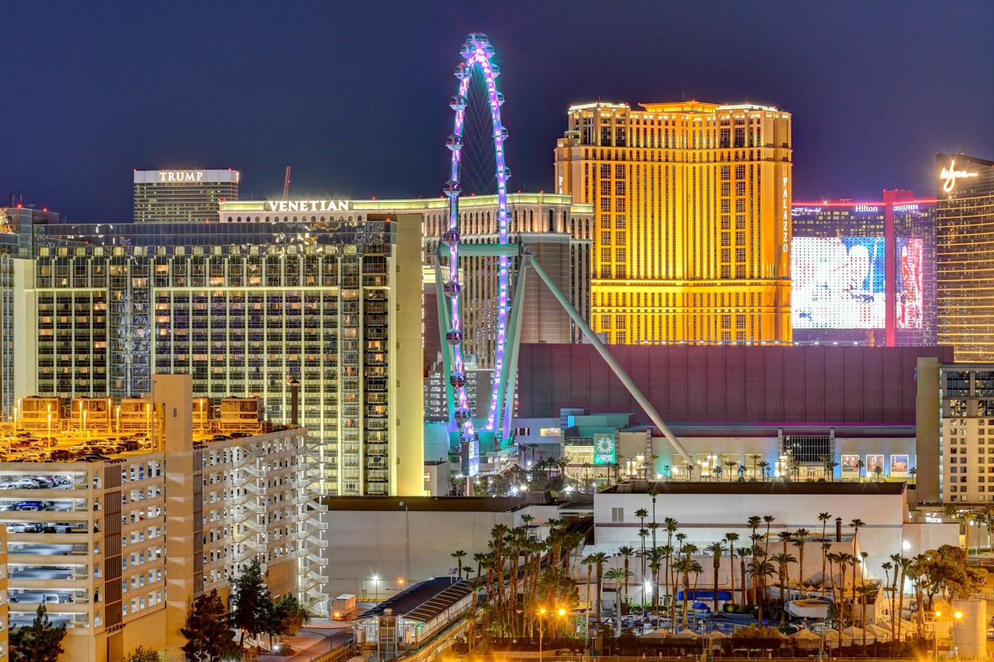 Lucky Gem Penthouse & Luxury Suites At Signature Resort, Strip View 509 ラスベガス エクステリア 写真
