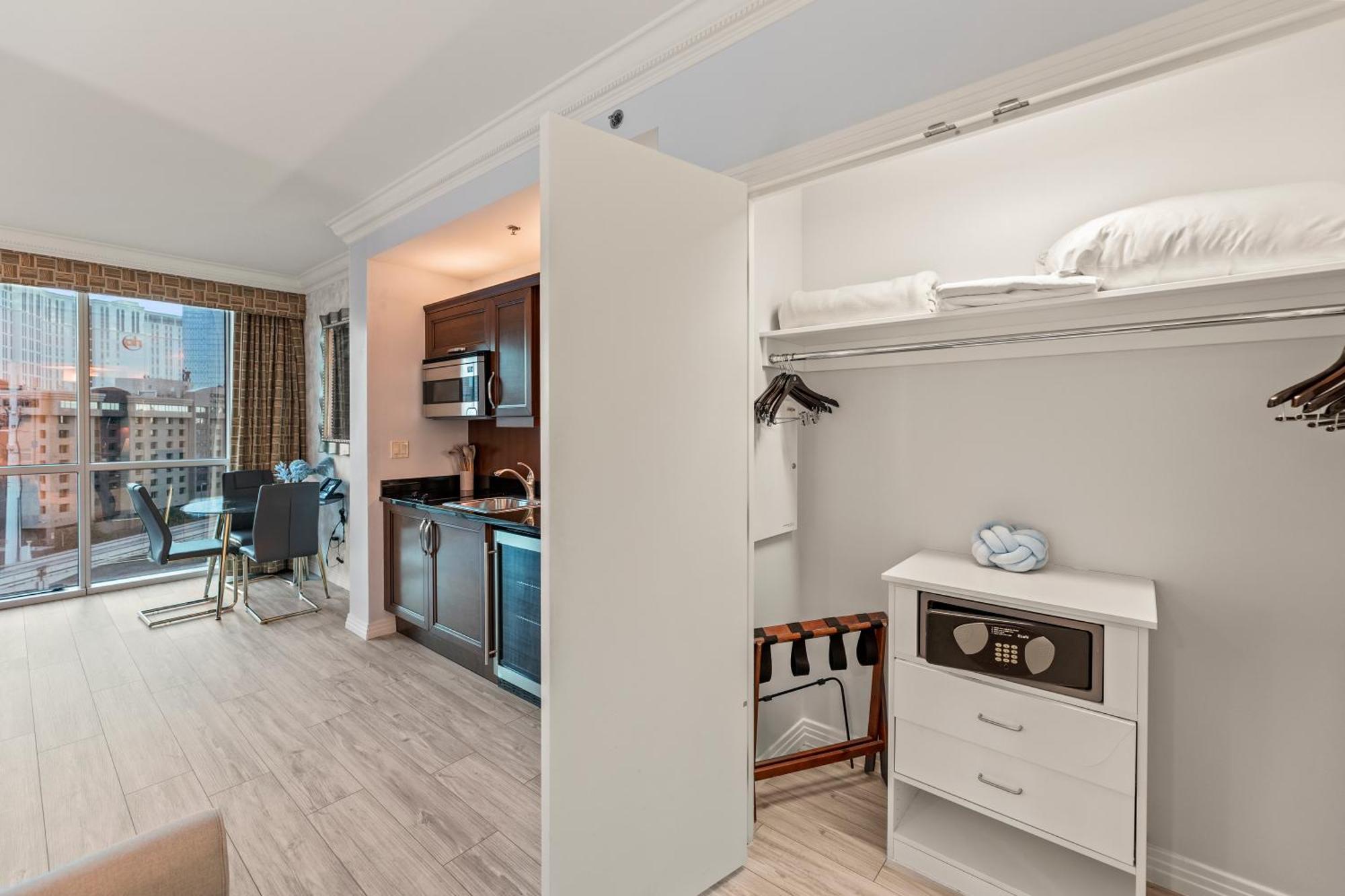 Lucky Gem Penthouse & Luxury Suites At Signature Resort, Strip View 509 ラスベガス エクステリア 写真